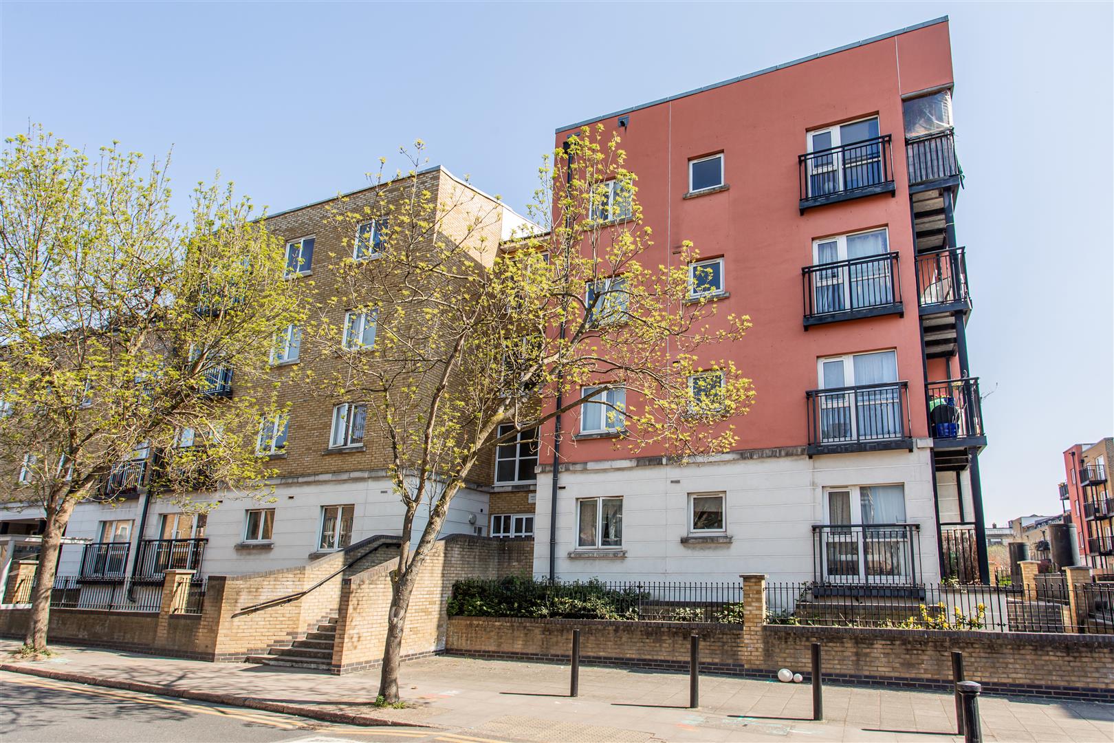 Horseley Court, Candle Street, Stepney Green